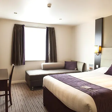 Premier Inn London Eltham-3