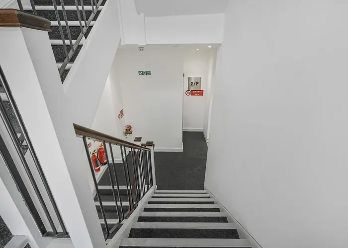 Studio 64Airport Hotel